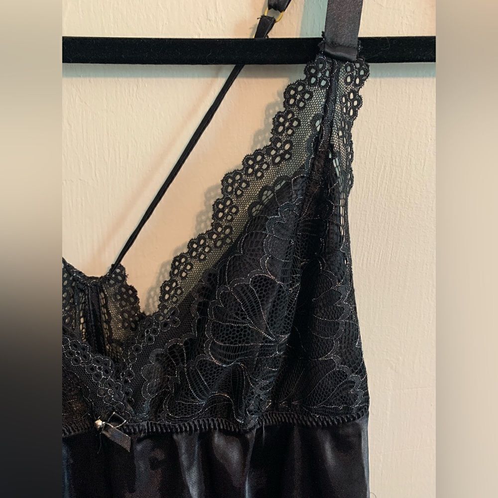 Flora Black Satin and Lace Babydoll size L - Picture 8 of 10